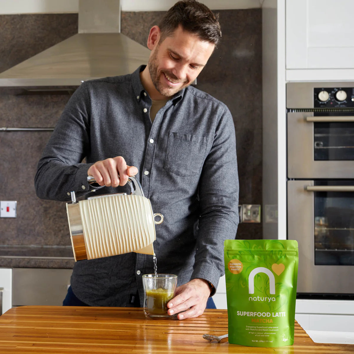 Bio Matcha Latte s Reishi a Kokosovým Mlékem - 200g